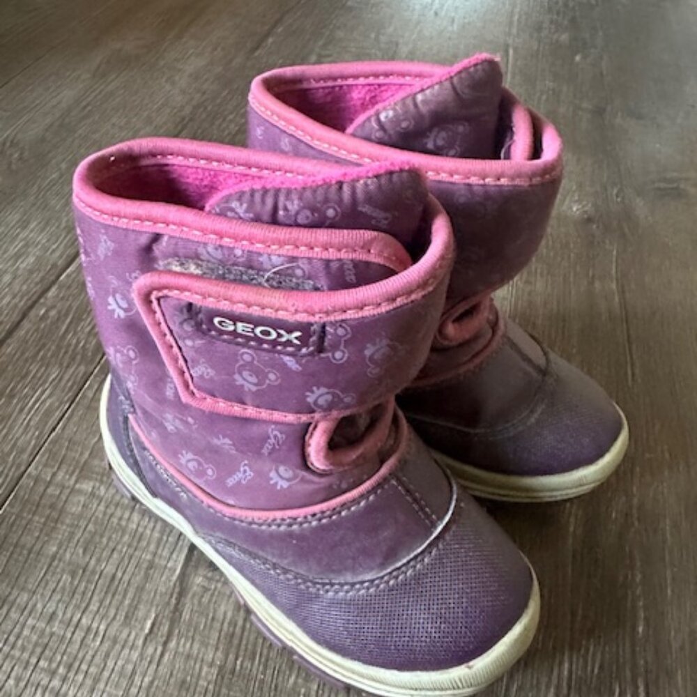 Geox boots size 6
